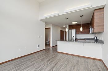 Island / breakfast bar